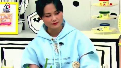 娱乐吃瓜阿姨在线观看,揭秘娱乐吃瓜阿姨的在线观看之旅